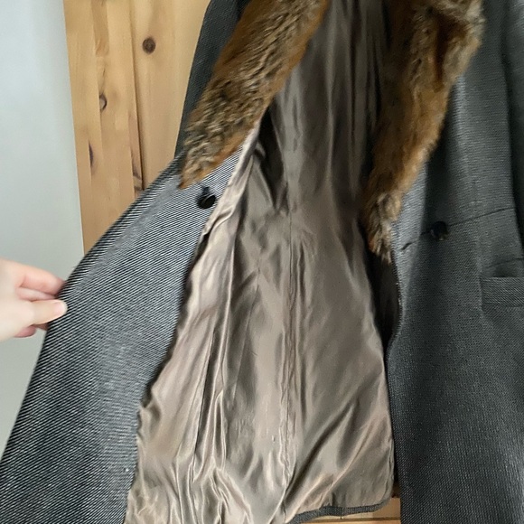 French Connection lined coat with faux fur collar - Picture 3 of 7